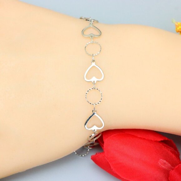 "Elegant & Trendy Bracelet, A Perfect Gift for Women, Thoughtful, EVCH1749 - Picture 7 of 10